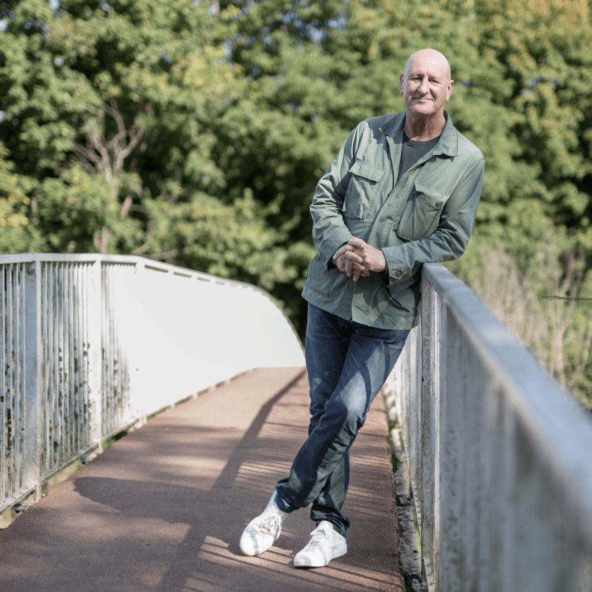 Jonathan Smale Square